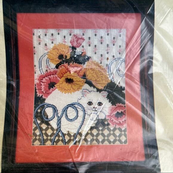 Vintage Tapestrations Cat on Table floral ice cream parlor needle point kit new - Picture 2 of 4